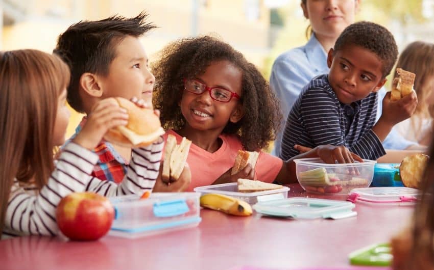 Planning Lunchtime: Delicious and Healthy Snacks for Toddlers